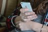 Шокирующая новость:россиян предупредили об отключении смартфонов