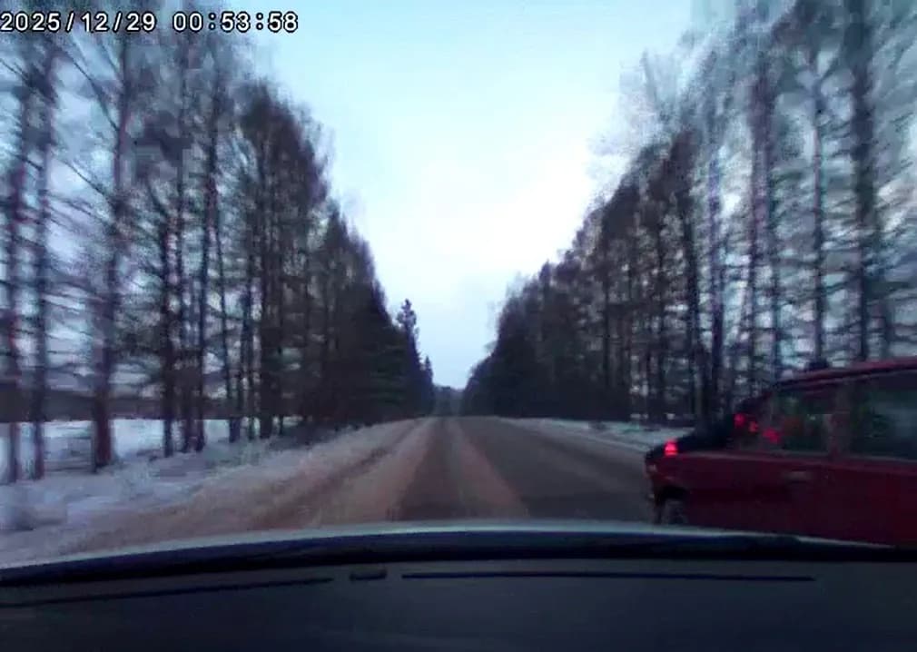 Во Владимирской области подросток провёз инспектора ДПС на капоте