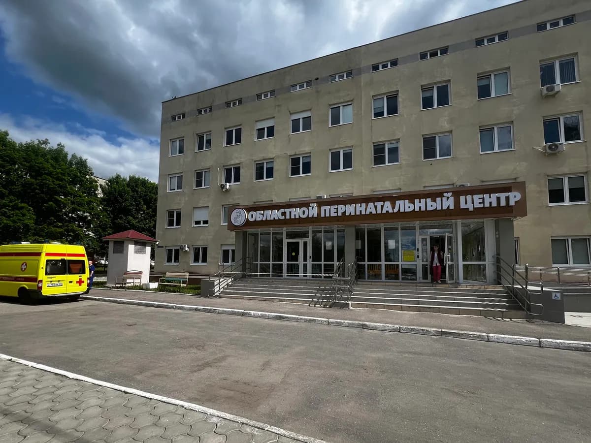 Во Владимирской области приводят в порядок 60 км дорог к больницам и ФАПам