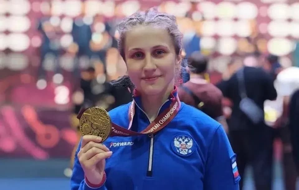 Владимирская спортсменка завоевала золото чемпионата Европы по панкратиону