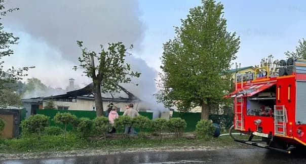 Во Владимирской области сгорел частный дом