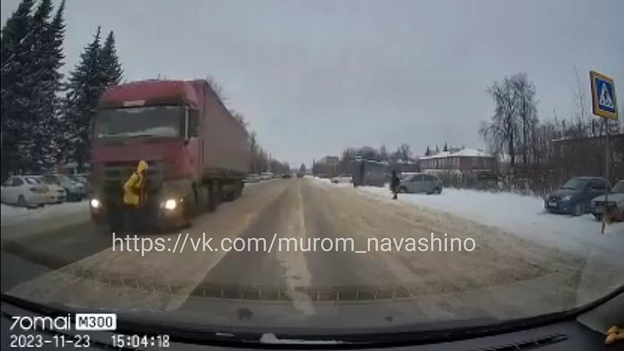 Главная картинка новости: В Муроме 15-летний подросток попал под колеса фуры