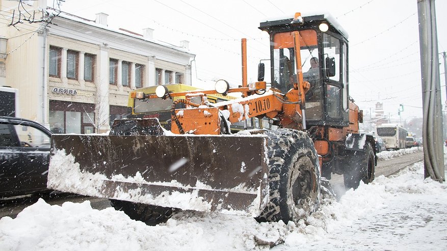 Главная картинка новости: Жителей Владимира снова просят убрать свои автомобили с улиц