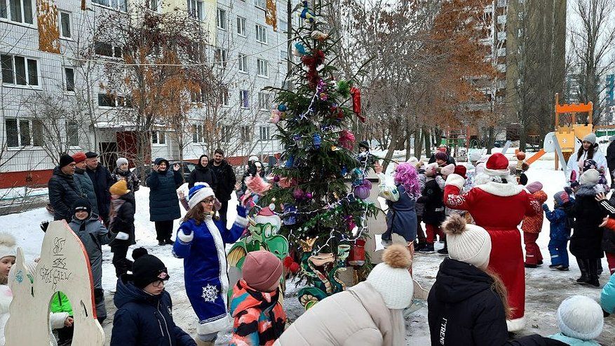 Главная картинка новости: Владимирцев приглашают на новогодние гулянья во дворах