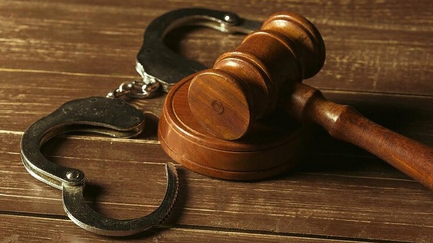 Главная картинка новости: Во Владимире мужчину осудили за экстремизм в соцсетях