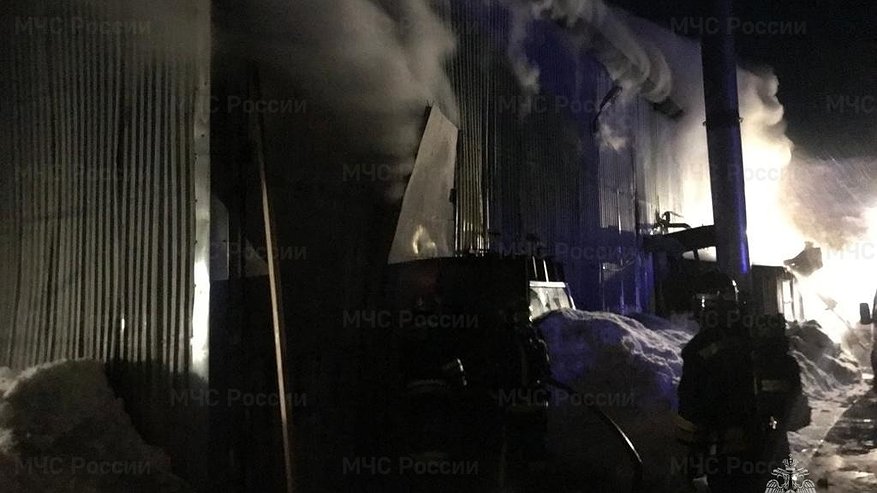 Главная картинка новости: Мощный пожар произошел в котельной в Суздальском районе