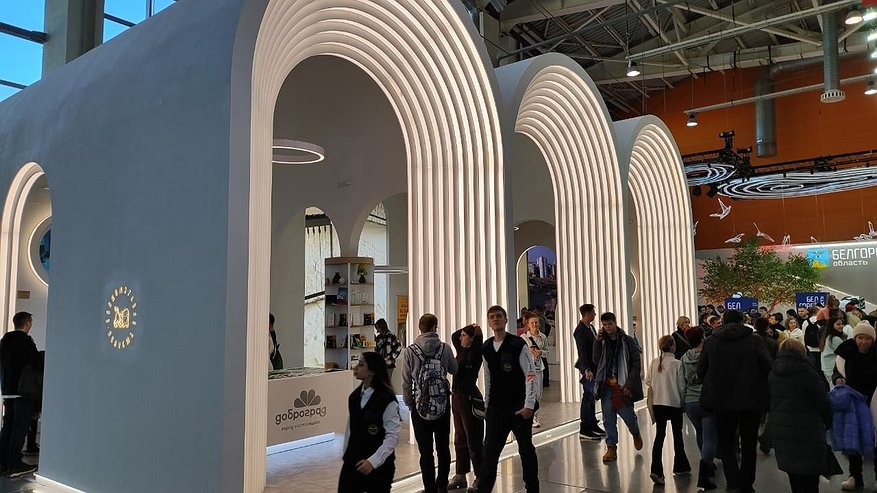 Главная картинка новости: Концерт и катание на тройке: на международной выставке-форуме "Россия" на ВДНХ пройдет День Владимирской области