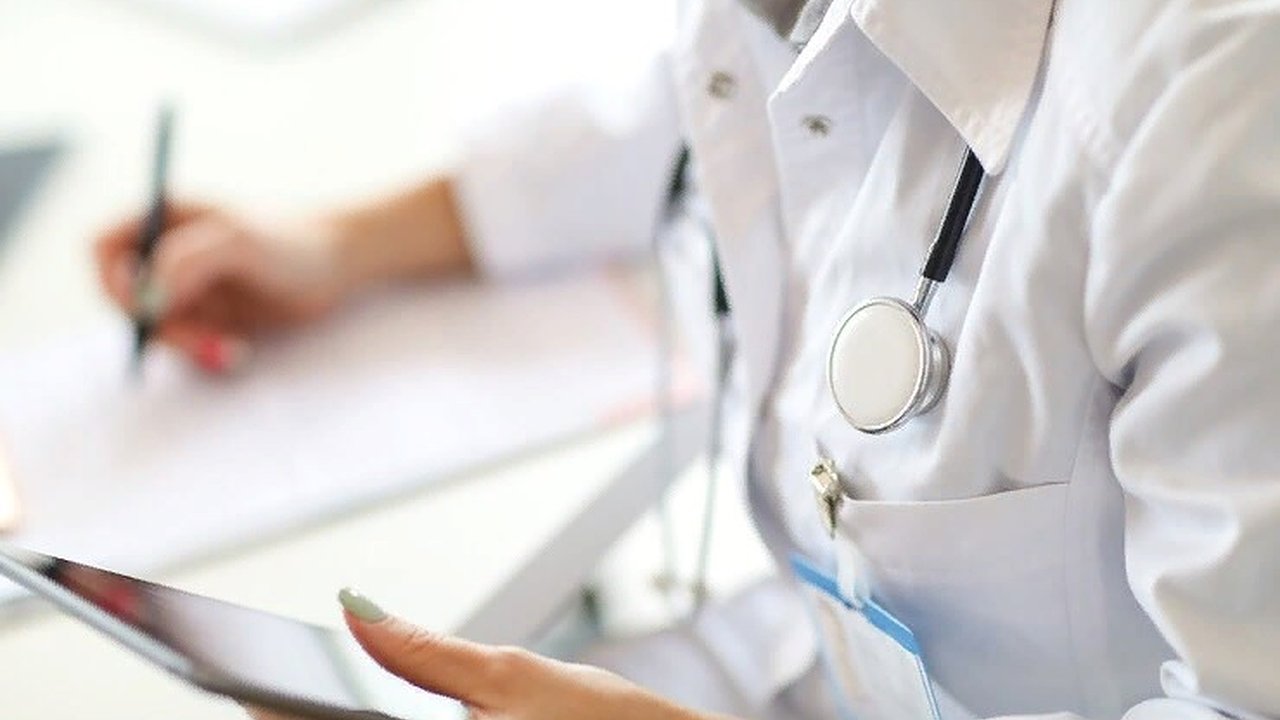 Главная картинка новости: Зарплаты владимирских врачей сравнили с зарплатами медиков в других регионах