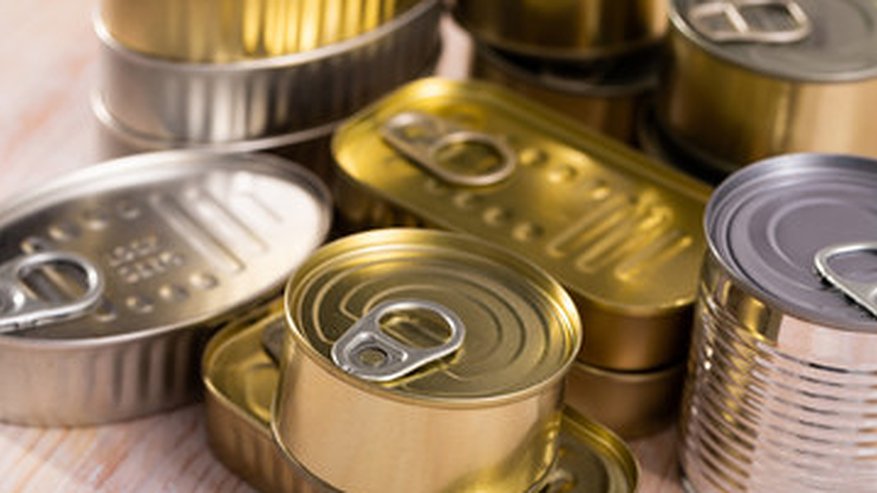 Главная картинка новости: Житель Владимирской области съедает за год 4 килограмма консервов