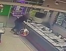 Во Владимире мужчина украл золотой браслет в ювелирном магазине и избил продавца, чтобы уехать в Москву