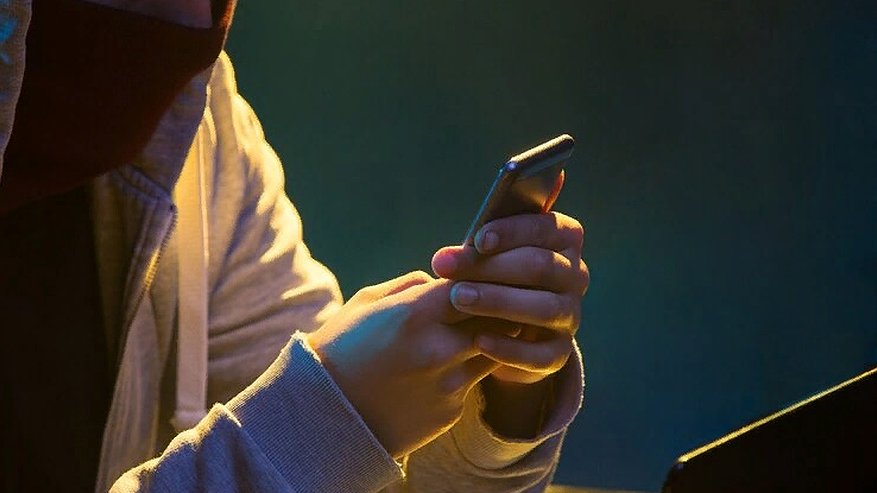 Главная картинка новости: Владимирские полицейские задержали мужчин, которые курировали работу посыльных украинских аферистов