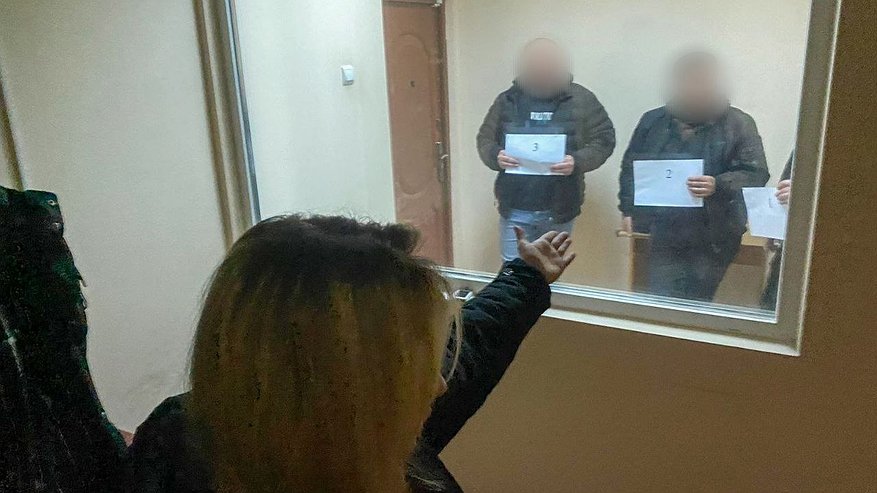 Главная картинка новости: Во Владимире будут судить азербайджанца, угрожавшего женщине из-за срубленной ели