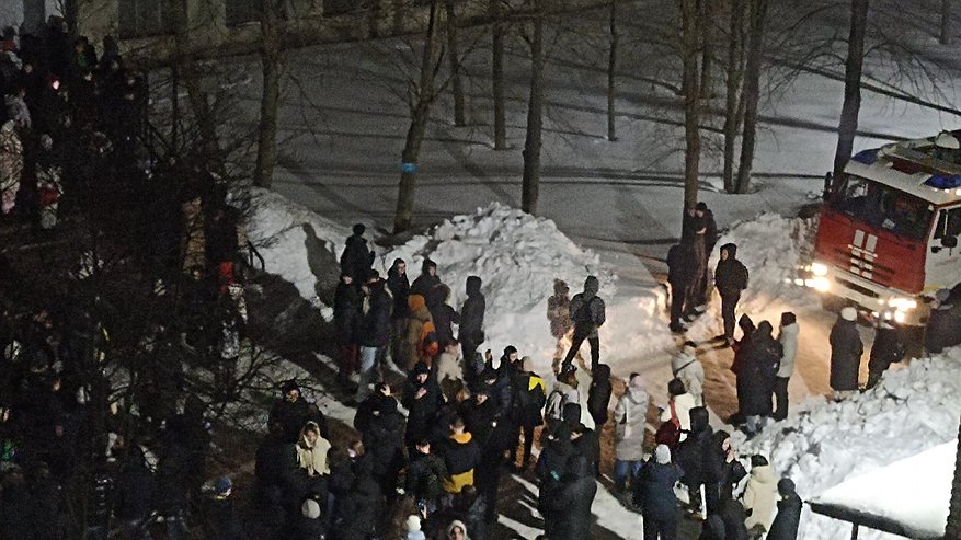 Главная картинка новости: Во Владимире экстренно эвакуировали студентов из общежития ВлГУ