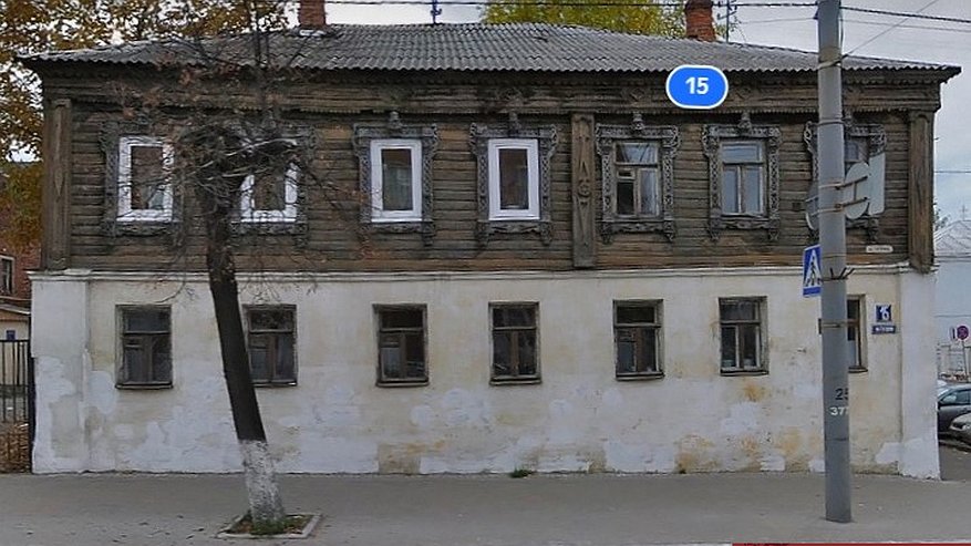 Главная картинка новости: Мэрия Владимира решила сдать в аренду дом поэта Безыменского