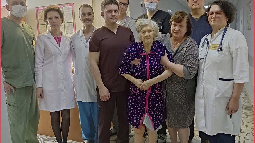 Главная картинка новости: Муромские врачи вернули возможность ходить 96-летней старушке