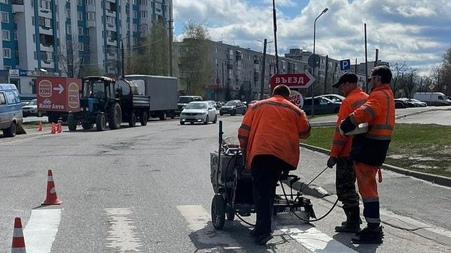Главная картинка новости: Во Владимире обновили дорожную разметку