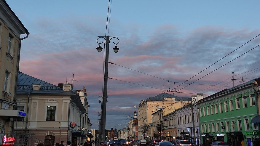 Главная картинка новости: Что делать при появлении в небе беспилотника: инструкция, которая спасет вам жизнь