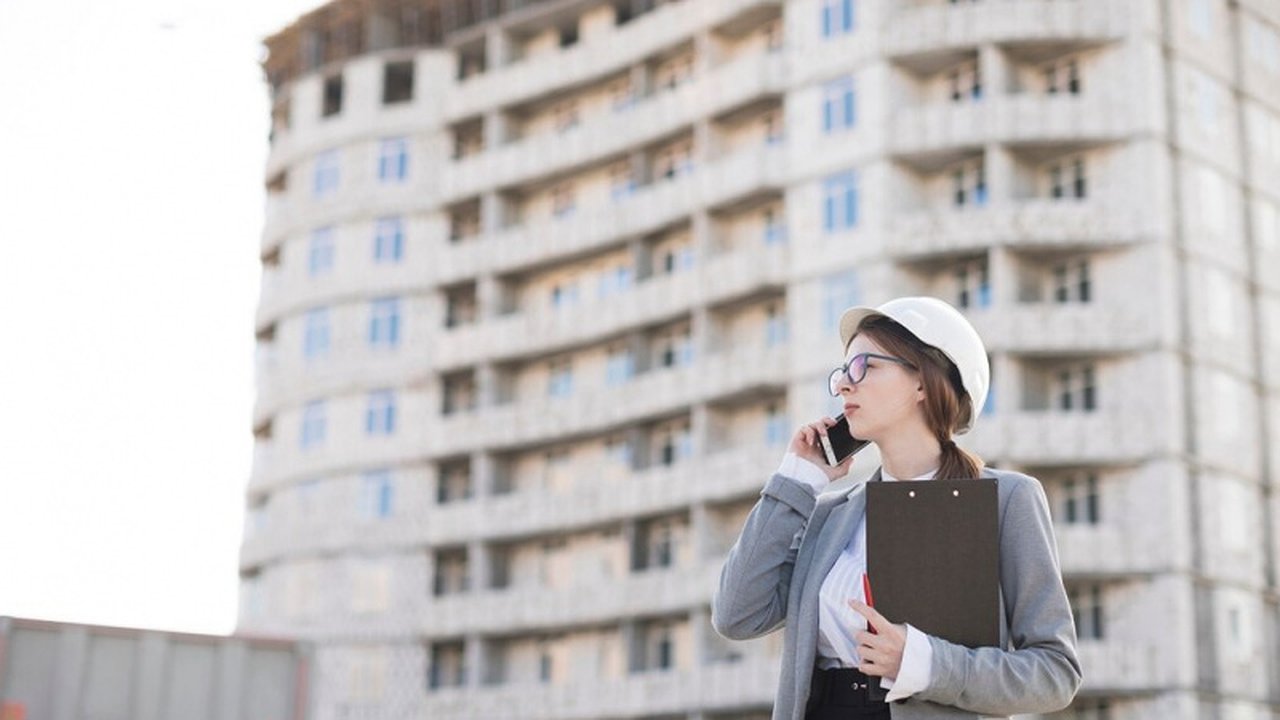 Главная картинка новости: Ипотека стала неподъемной: стало известно, как изменятся цены на квартиры в ближайшее время