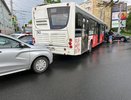 Во Владимире автобус въехал в легковушку