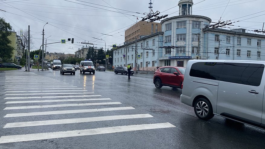 Главная картинка новости: На нас обрушатся ливни и невыносимая жара: прогноз на ближайшие дни