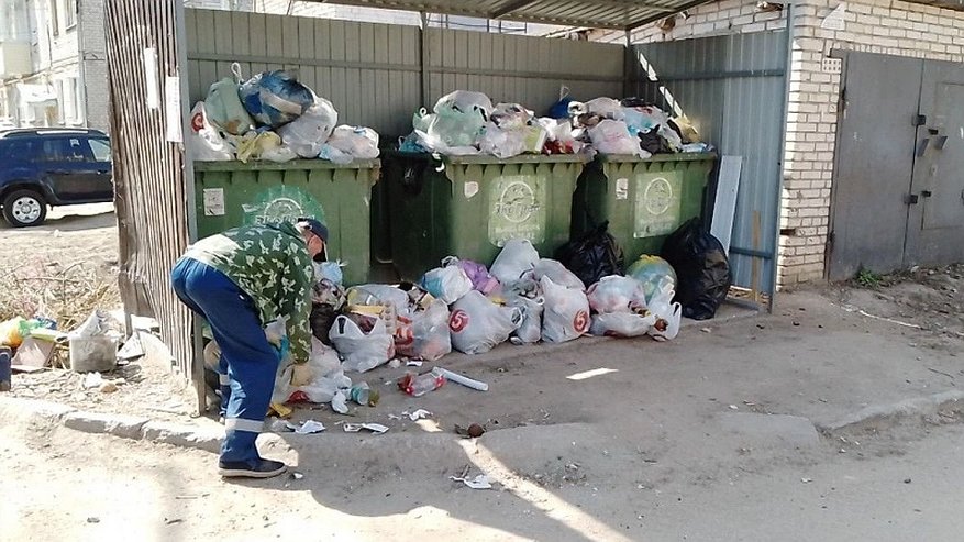 Главная картинка новости: Госдума предлагает платить россиянам за мусор