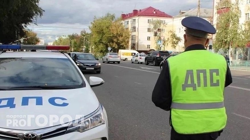 Главная картинка новости: В России хотят запретить пенсионерам управлять автомобилями