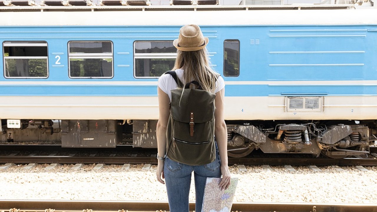 Главная картинка новости: 45% жителей области готовы на переезд ради работы