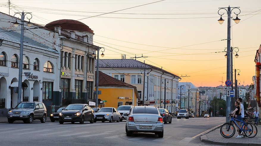Главная картинка новости: Михаил Хазин предупредил о "большом обвале": что нужно делать россиянам с деньгами?