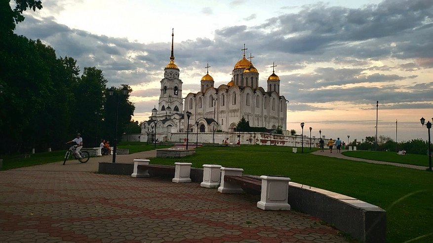 Главная картинка новости: Синоптики пообещали нам сумасшедшие июль и август: по всей России ожидаются аномалии