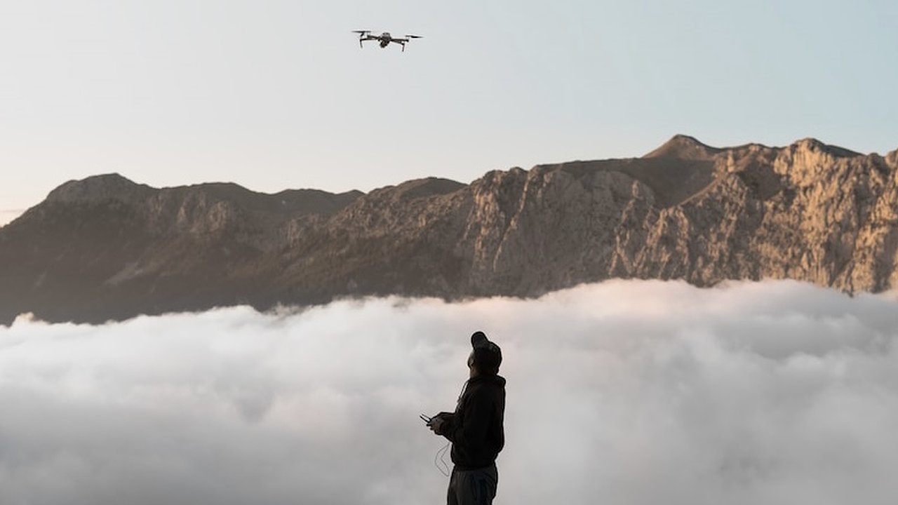 Главная картинка новости: Во Владимире подведены итоги гонок на фестивале «АэроТех - Владимир 2024»