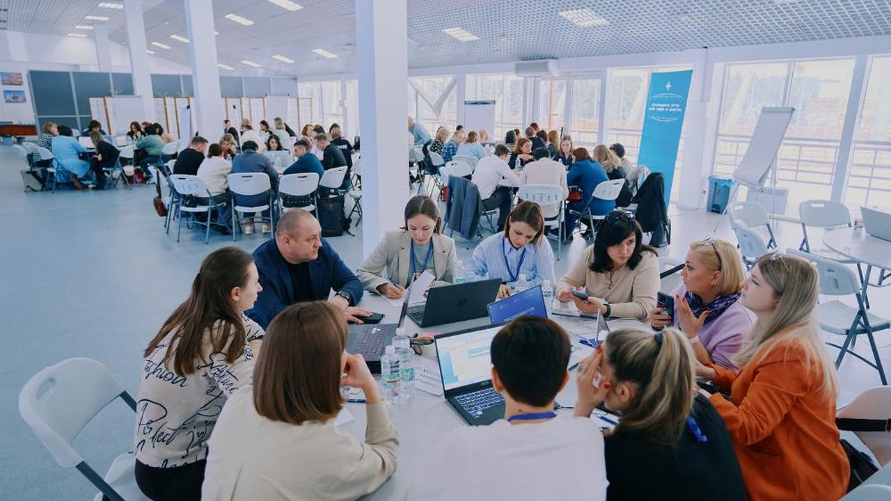 Главная картинка новости: Молодежь Владимирской области может получить грант форума «Добрино» в 1,5 миллиона рублей