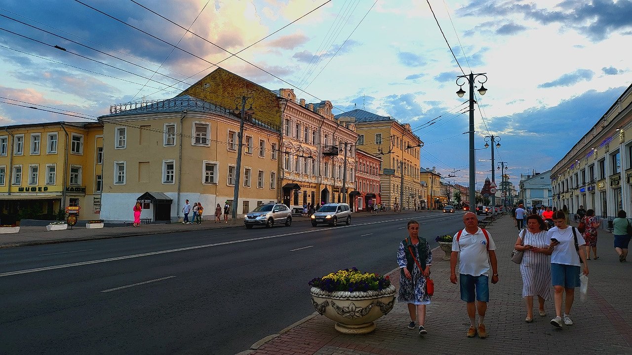 Главная картинка новости: Будет всё чаще: россиян предупредили об опасном природном явлении