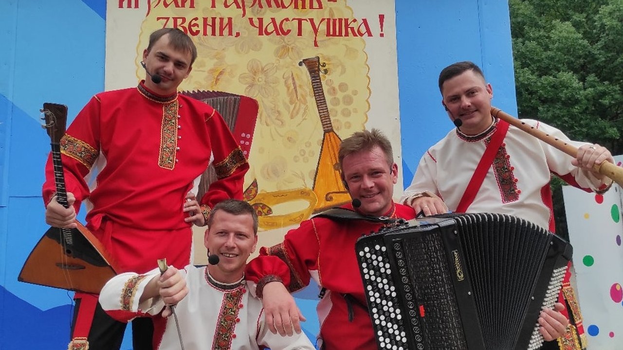Главная картинка новости: Выходные во Владимире: этнодень и праздник частушки