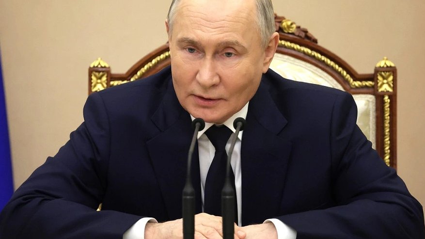 Главная картинка новости: Экономист Михаил Хазин рассказал, что придется сделать Путину до осени 2024 года