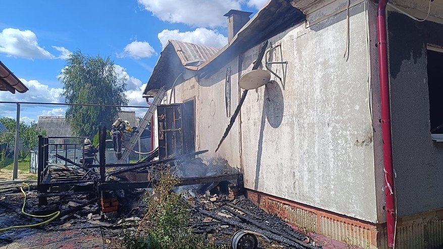 В Суздальском районе сегодня сгорел деревенский дом