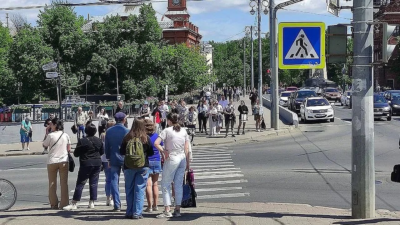 Главная картинка новости: "Будьте осторожны": Сбербанк обратился к россиянам с важным предупреждением
