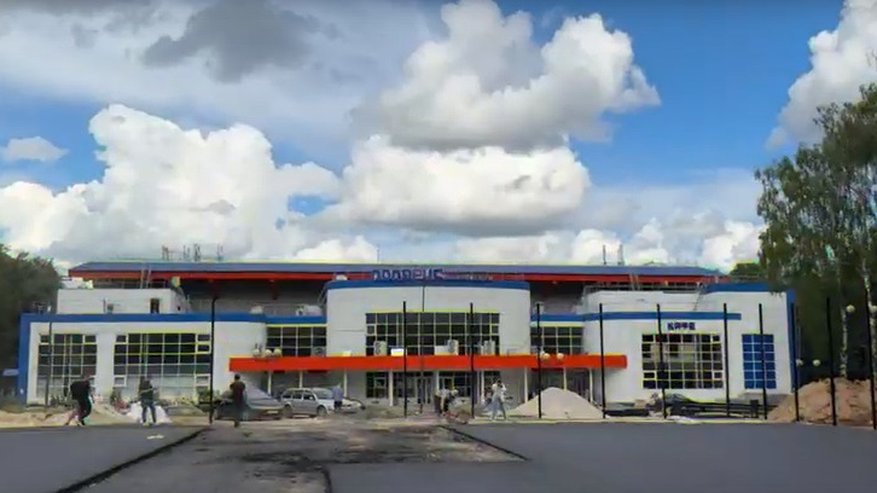 Главная картинка новости: Мэрия проверила строительство новой спортплощадки около "Поляриса"