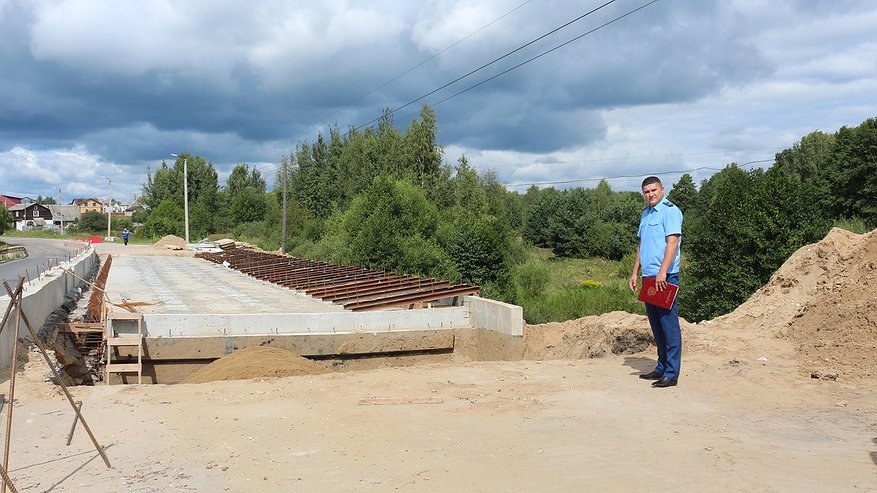 Главная картинка новости: Киржачская прокуратура контролирует ремонт моста через реку Вахчелка