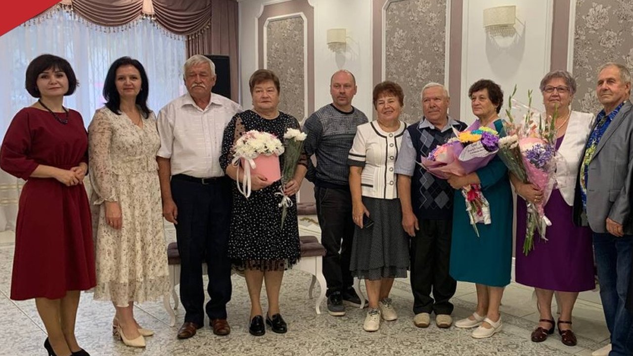 Главная картинка новости: В Вязниковском районе отметили «золотые» пары