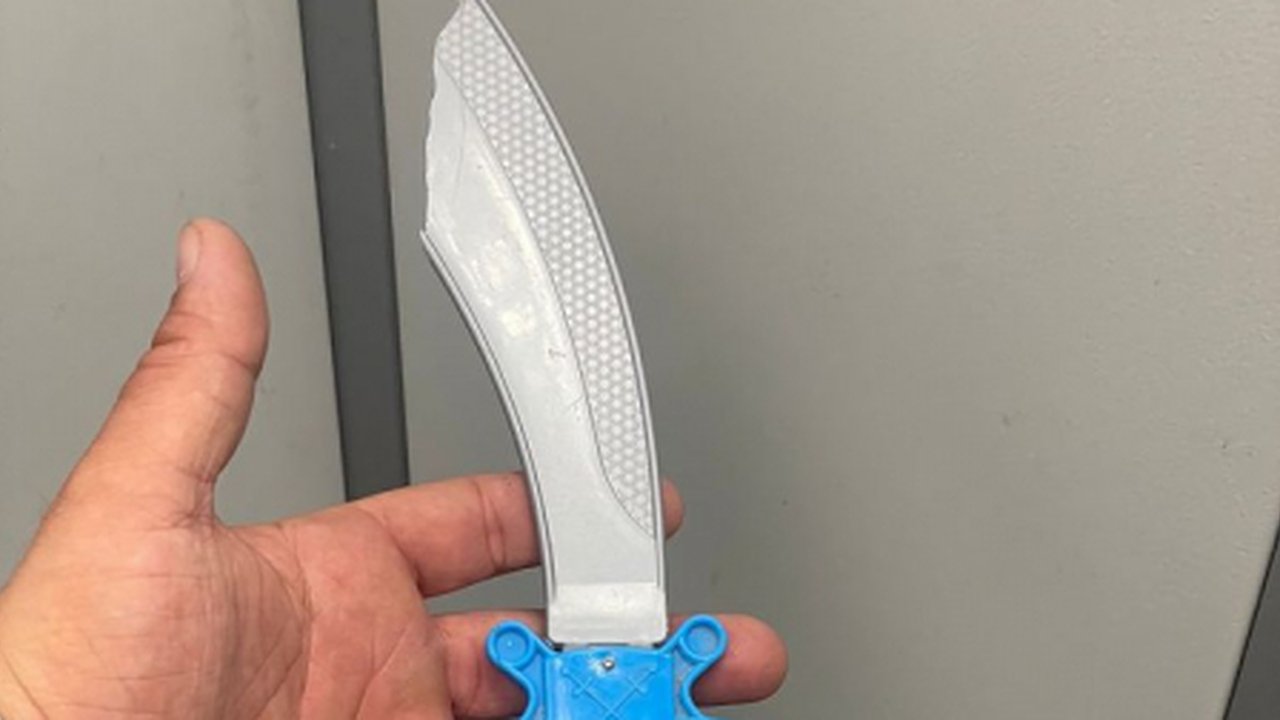 Главная картинка новости: Владимирец задержан за разбойное нападение с игрушечным ножом