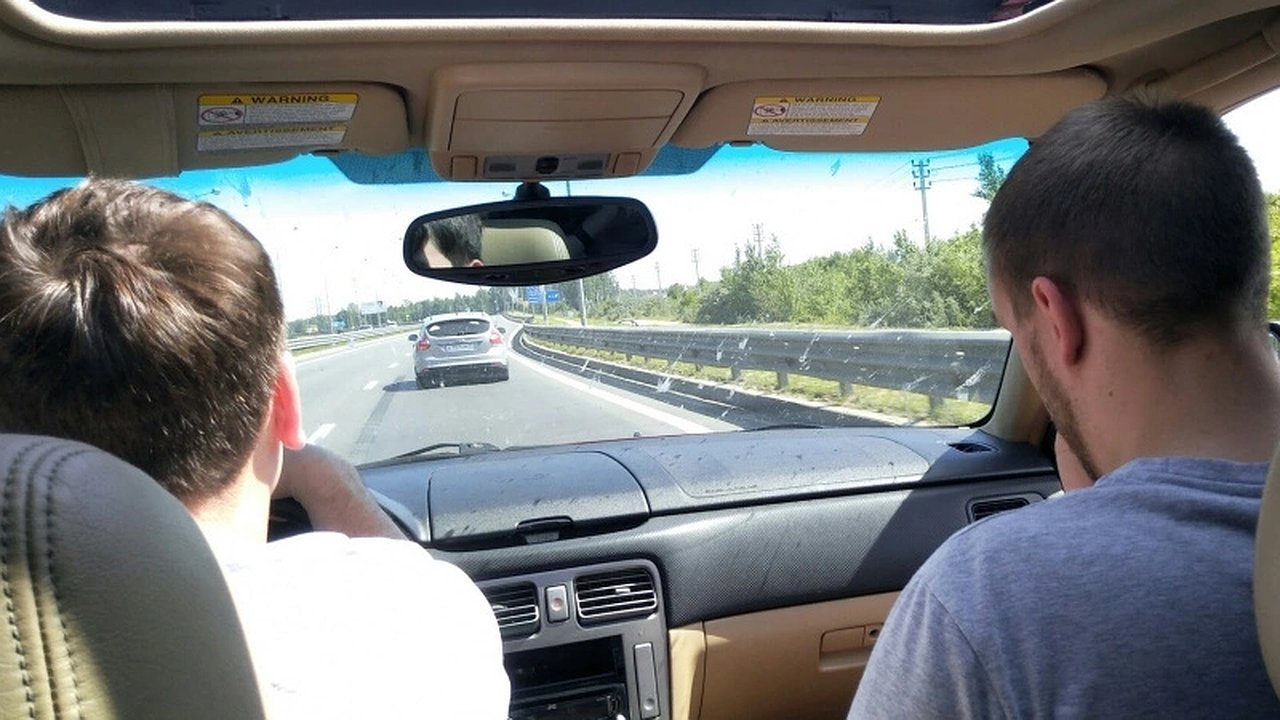 Главная картинка новости: Россияне должны срочно избавиться от этих авто: что говорят эксперты