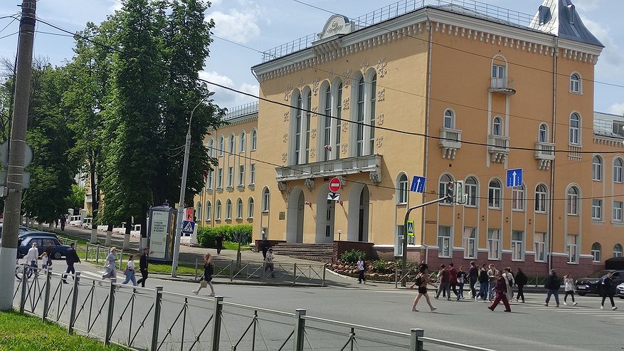 Главная картинка новости: График магнитных бурь на сентябрь: когда ждать сильные геоудары - метеозависимые, готовьтесь
