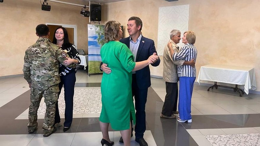 Главная картинка новости: Новый этап акции «Семейный портрет» во Владимирской области прошёл в Камешковском районе