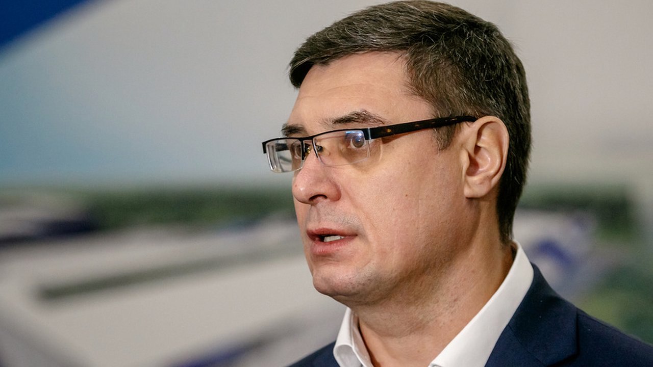 Главная картинка новости: Губернатор Александр Авдеев предложил увеличить финансирование спортивной сферы на 93 миллиона рублей