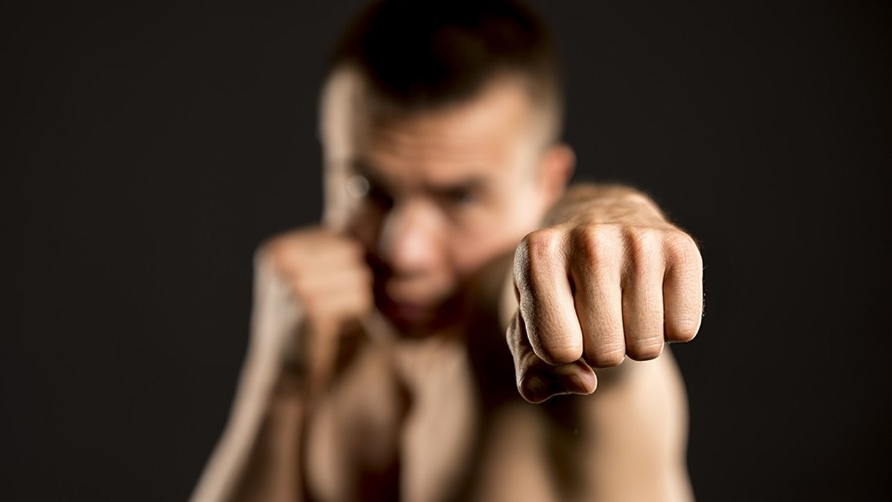 Главная картинка новости: Мзда за «крышу»: ушлый гусевской подросток ограбил знакомого за защиту в споре