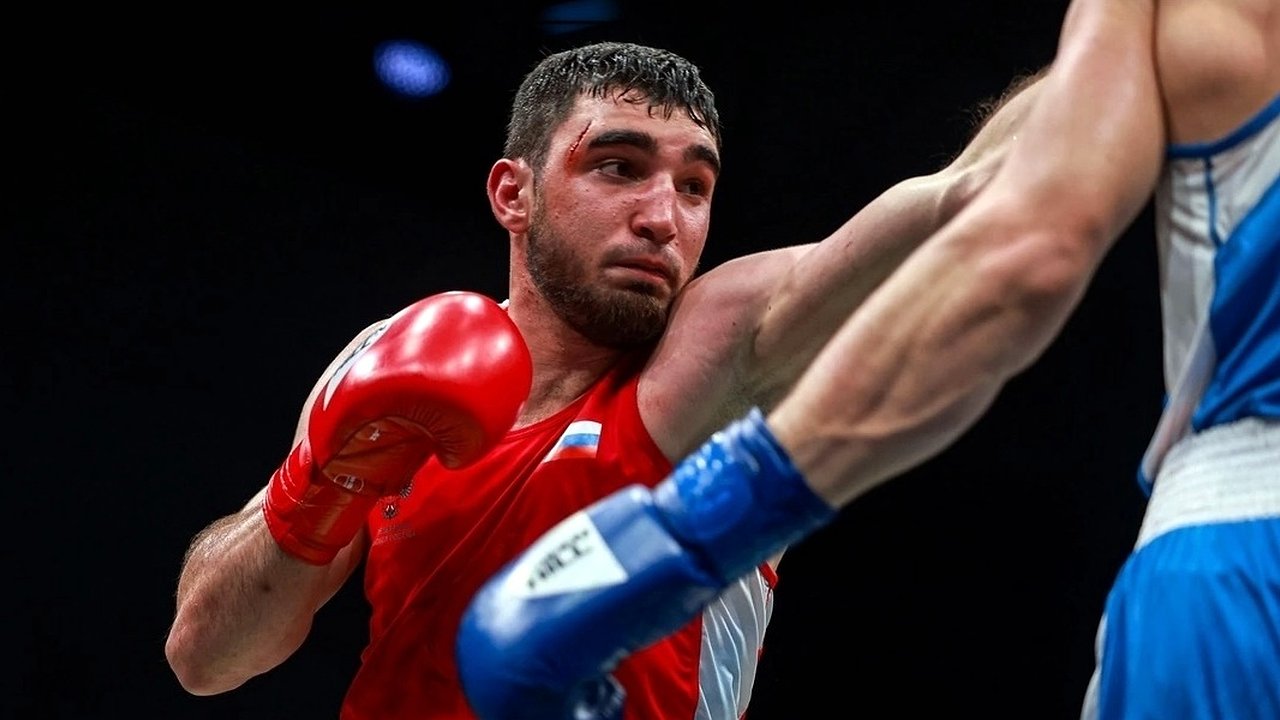 Главная картинка новости: Серебряным призером чемпионата России по боксу стал Рамзан Дадев из Владимирской области