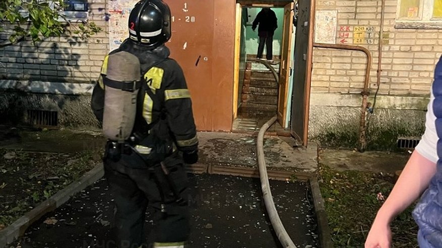 Главная картинка новости: При пожаре во владимирской квартире пострадал ребенок