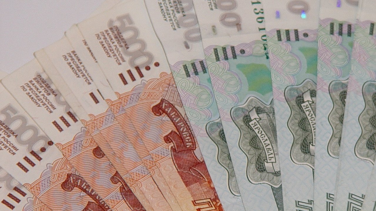 Главная картинка новости: "Возьмут по 1800 рублей с квартиры". В квитанции ЖКХ для собственников появится новая графа оплаты с 1 декабря