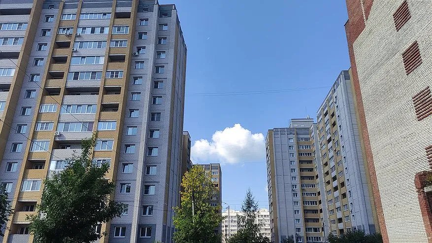 Главная картинка новости: «Пропишут в вашей квартире без предупреждения»: россиян, у которых есть своё жилье, ждет неприятный сюрприз