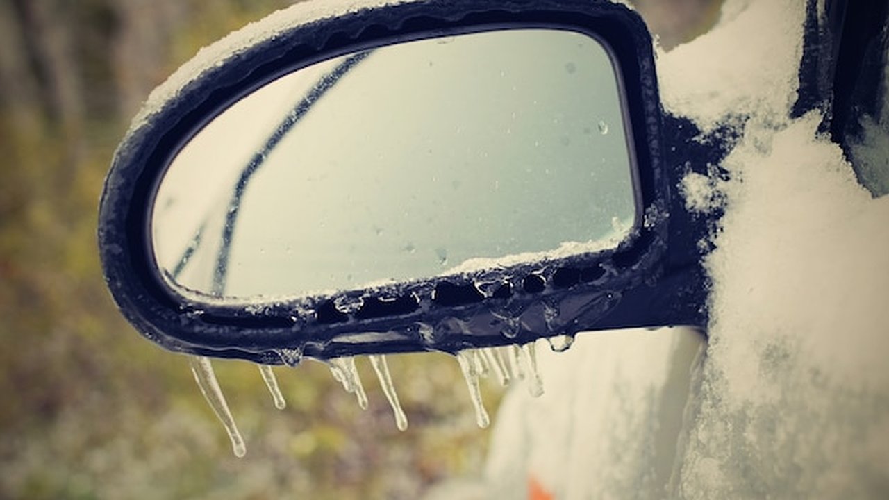 Главная картинка новости: 25 ноября во Владимире ожидается гололед на дорогах